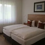 Roemer-castell Konukevi 2*