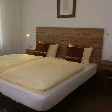 Roemer-castell Gasthof 2*